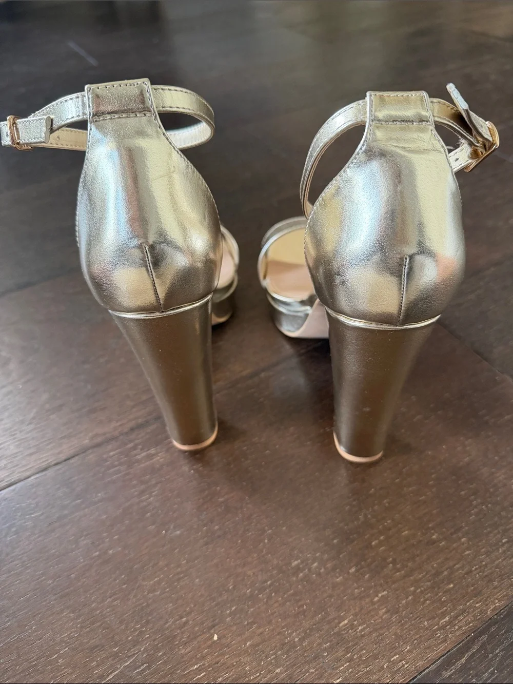 Kayleen Metallic Gold Ankle-Strap Platform Heels Size 7.5